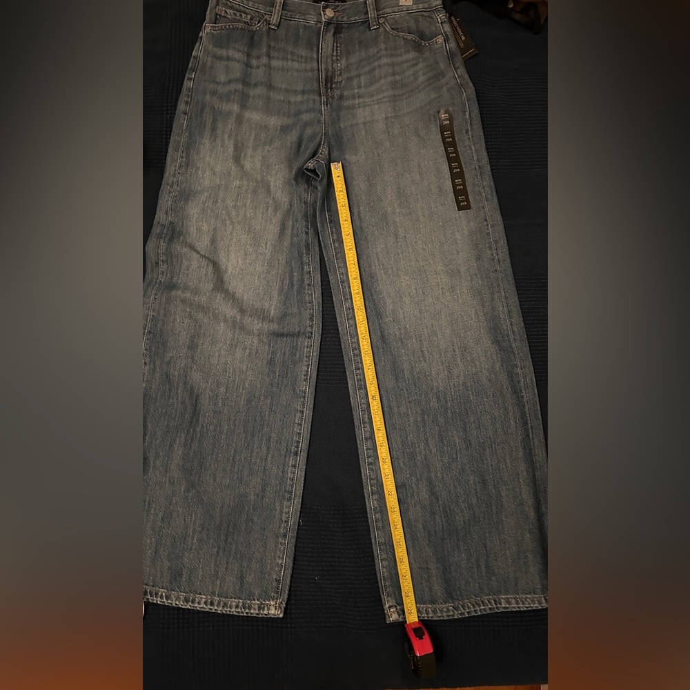 NWT Banana Republic High Rise, Wide Leg, Relaxed Fit Jeans size 28/8 Petite